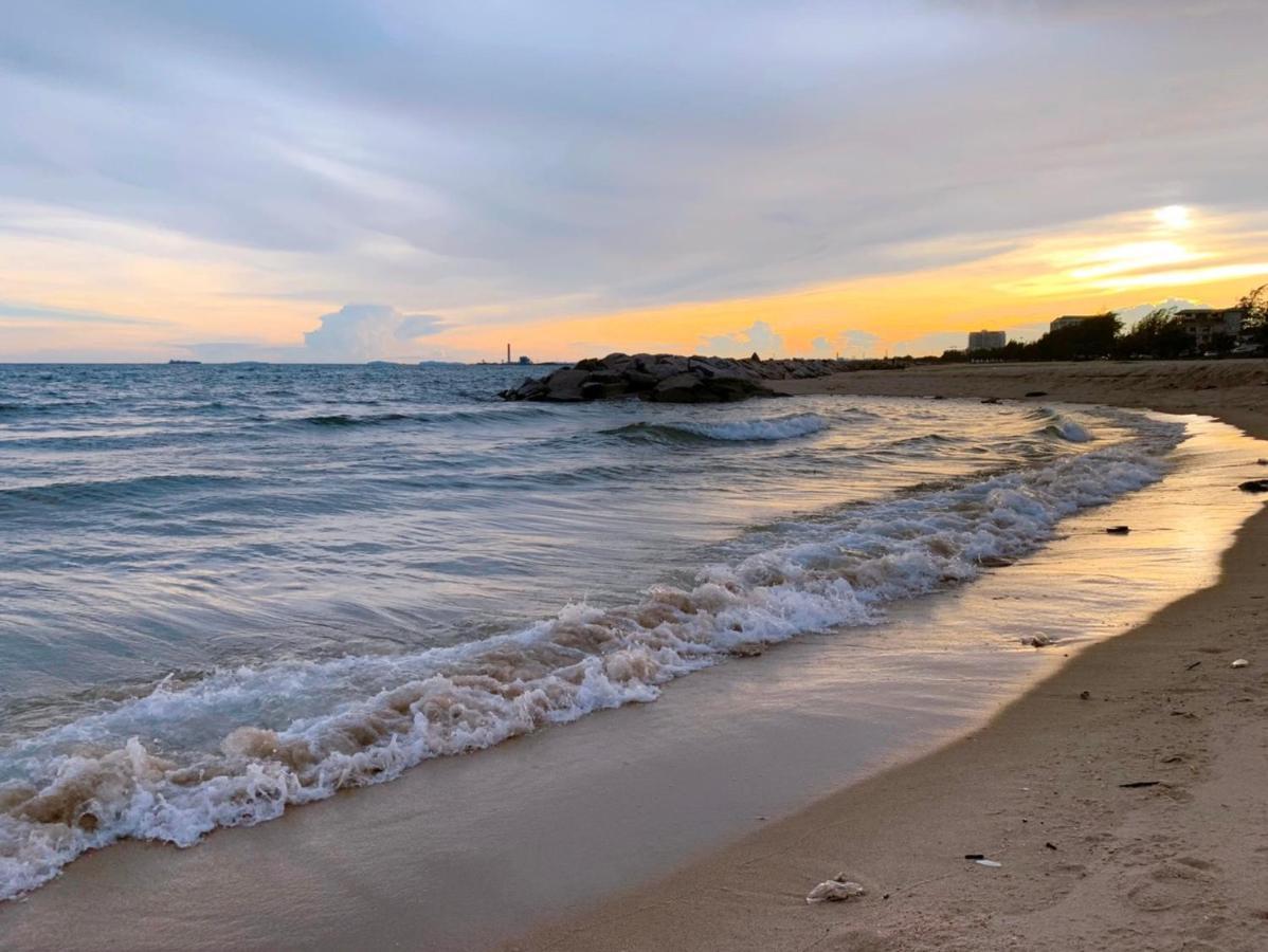 Fortune Saeng Chan Beach Hotel Rayong - Sha Plus Exterior foto