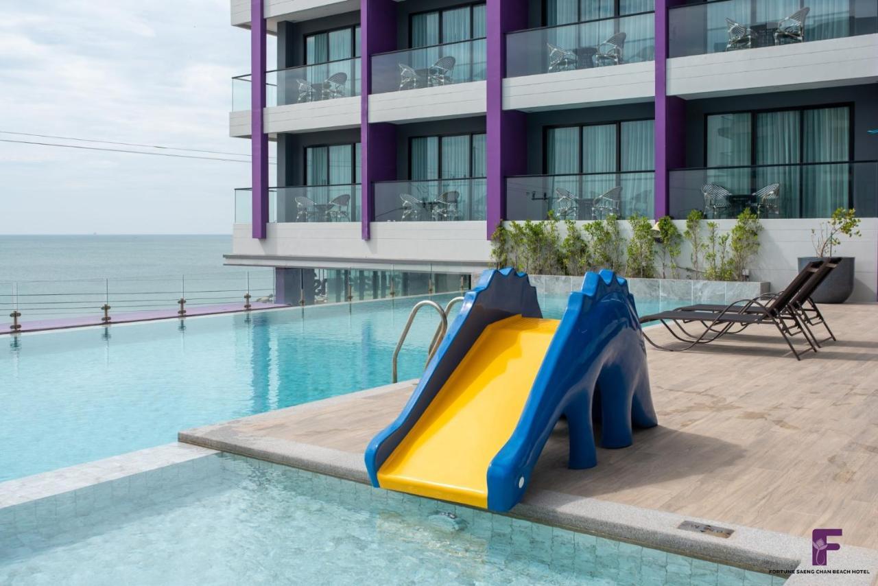 Fortune Saeng Chan Beach Hotel Rayong - Sha Plus Exterior foto